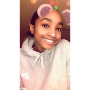 Meet your Posher, Brielle